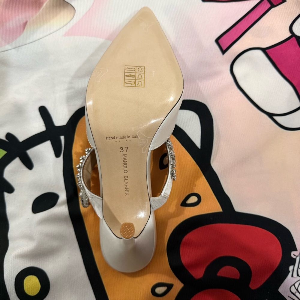 Manolo Blahnik Ivory Satin Pointed-Toe Slingbacks with Crystal Strap - Picture 4 of 8